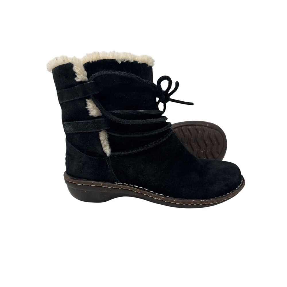 UGG Size 7 boots Caspia Sherling Winter Ankle Booties Black Leather